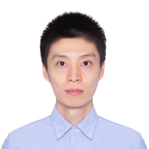 Portrait of 周源