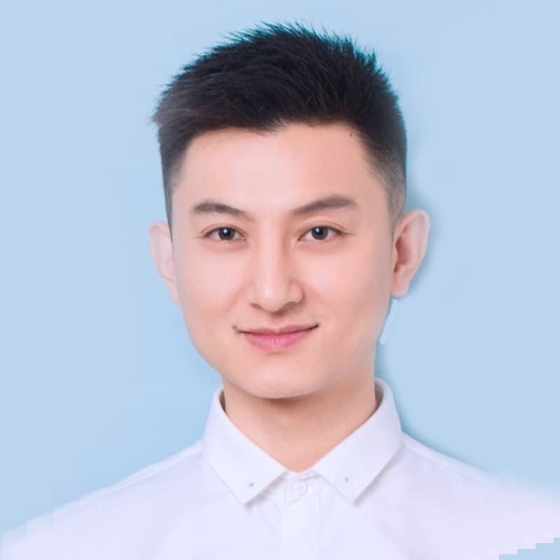 Portrait of 刘正伟